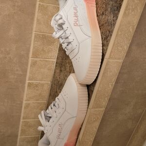 Puma White and Pink Sneakers